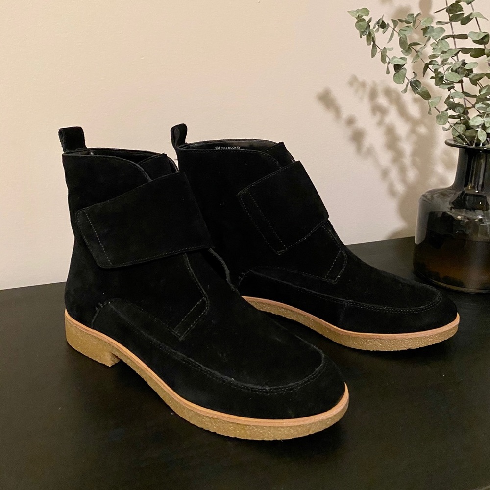 Aerosoles Full Moon Black Suede Ankle Boot